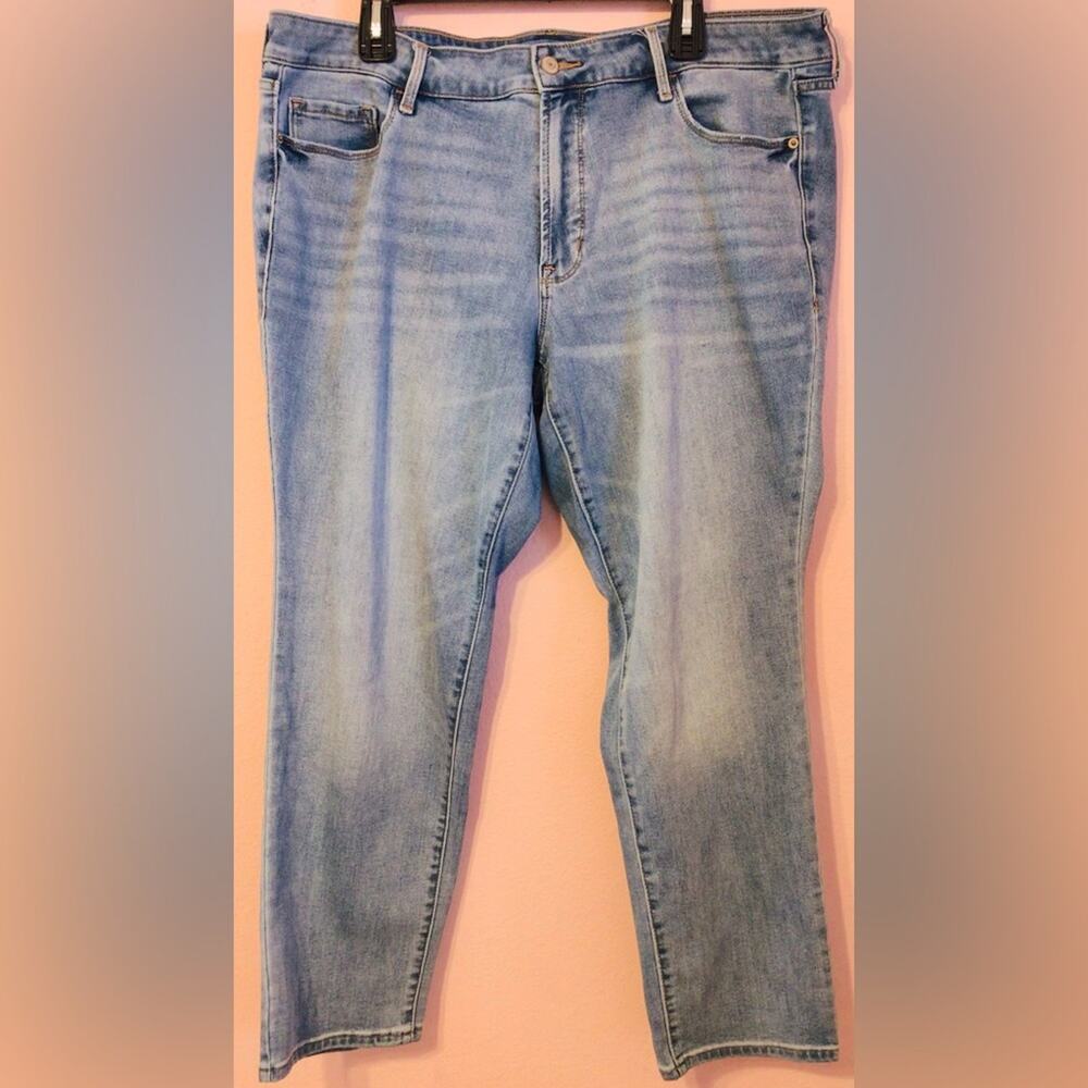 Old Navy high rise power slim straight secret smooth pockets size 20